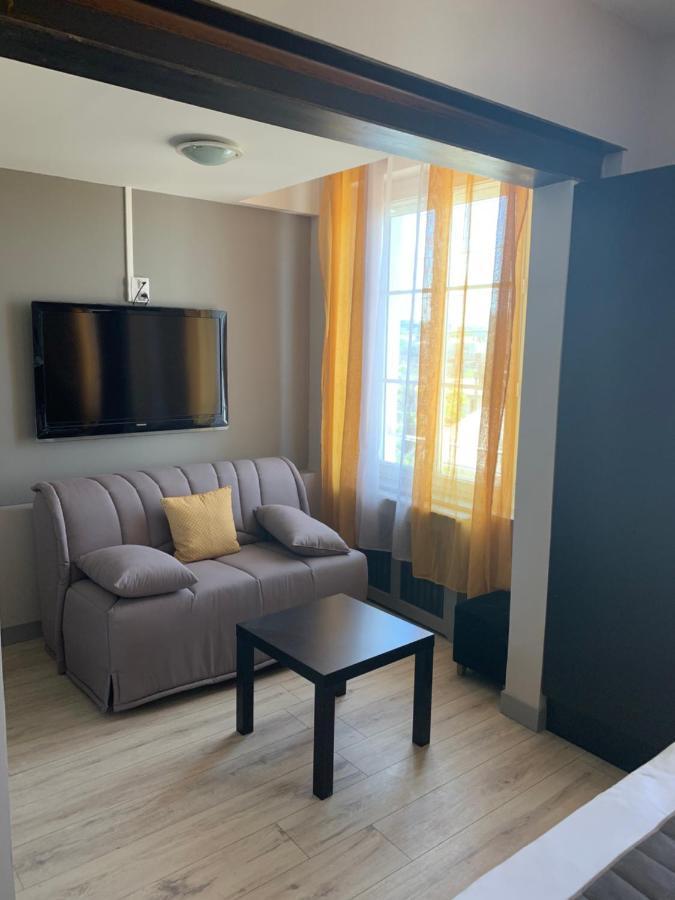 L'Escale De La Gare Hotel โซมูร์ ภายนอก รูปภาพ